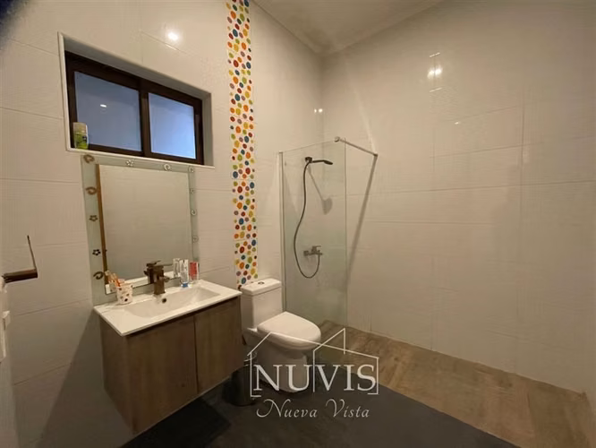 Casa en venta de 6 dorm. en Villa Alemana