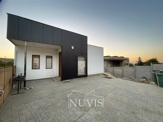 Casa en venta de 6 dorm. en Villa Alemana
