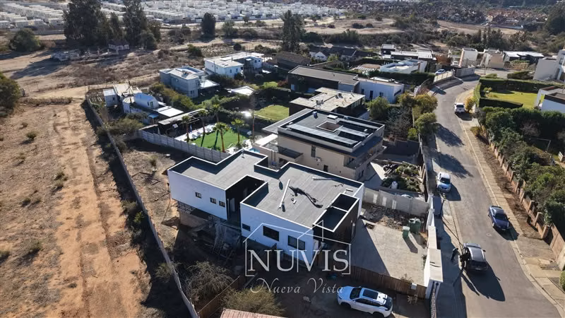 Casa en venta de 6 dorm. en Villa Alemana