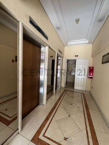 Venta, iluminada y céntrica oficina en Libertad - Imagen 19