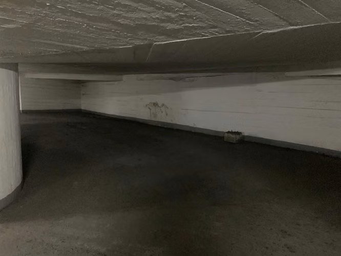 ESTACIONAMIENTO Amplio estacionamiento en Huerfanos - Imagen 5