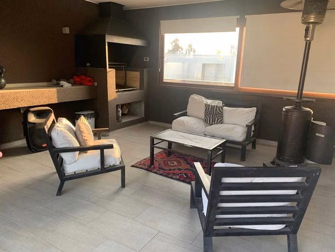 DEPARTAMENTO Triplex casi nuevo en mejor sector de La Dehesa