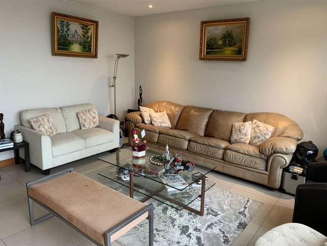 CASA Townhouse en segurísimo condominio con linda vista a Santiago