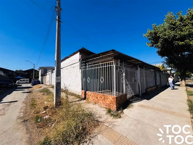 LOCAL COMERCIAL Salvador gutierrez 8100