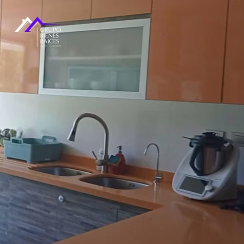 REBAJADA Casa 2 pisos 450/5.200mt2 cond. Buin (169041)