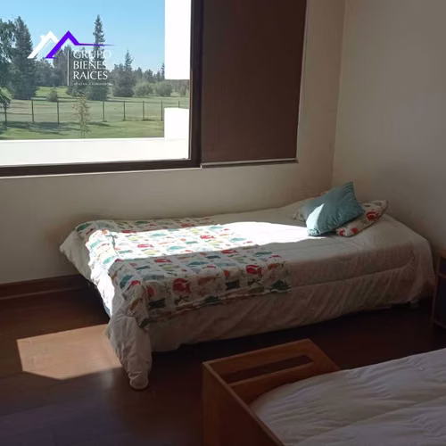 REBAJADA Casa 2 pisos 450/5.200mt2 cond. Buin (169041)