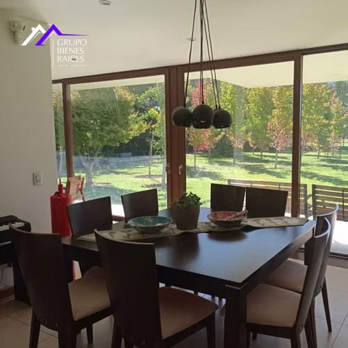 REBAJADA Casa 2 pisos 450/5.200mt2 cond. Buin (169041)