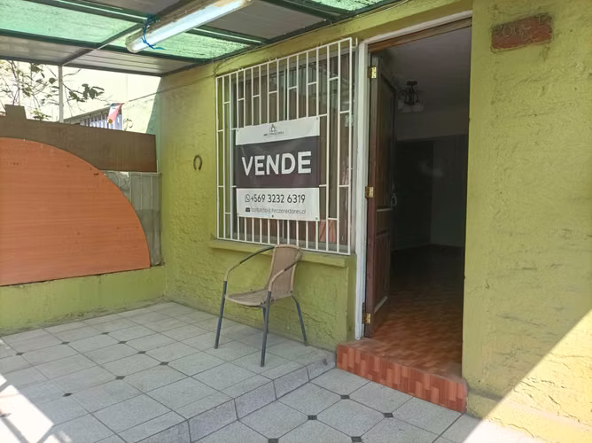 Casa en Pasaje. Av. Escuela Agrícola, Marathón (169037) - Imagen 2