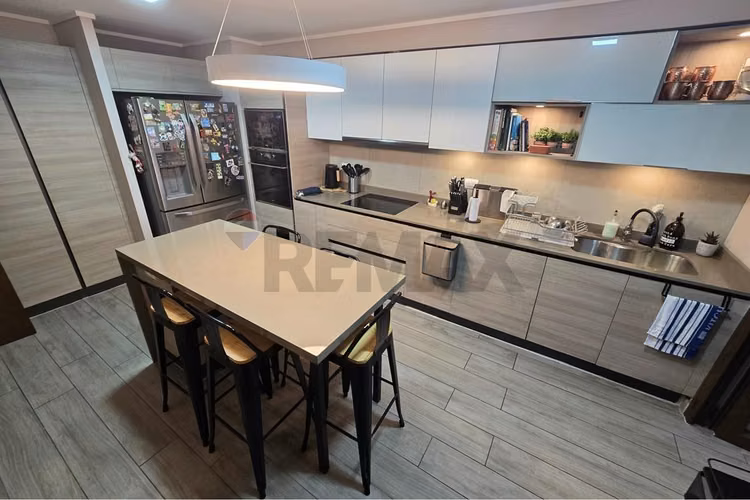 Como nuevo - venta depto. 3d 3b + 3estac. y bod.