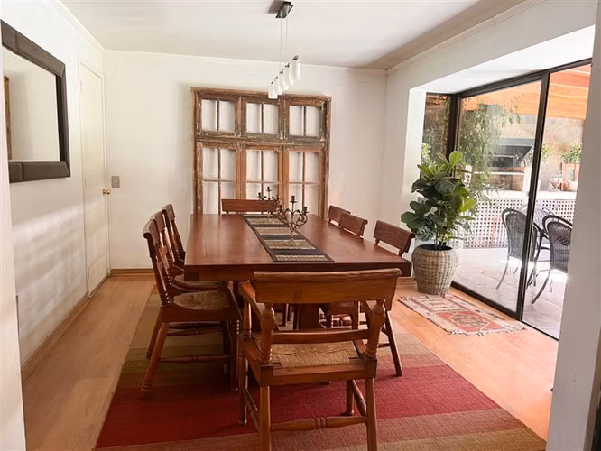 Casa en venta de 4 dorm. en Huechuraba