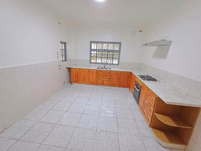 Vivabien Propiedades Vende Espectacular Casa en Exclusivo sector de Miraflores Bajo, Viña del Mar