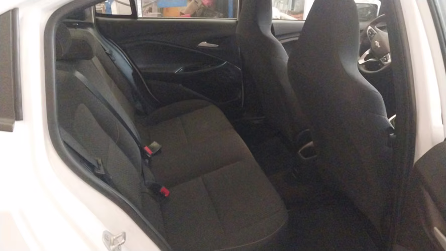 Chevrolet Onix Sedan 1.0T LTZ MT 2024 – Único Dueño (Impecable)