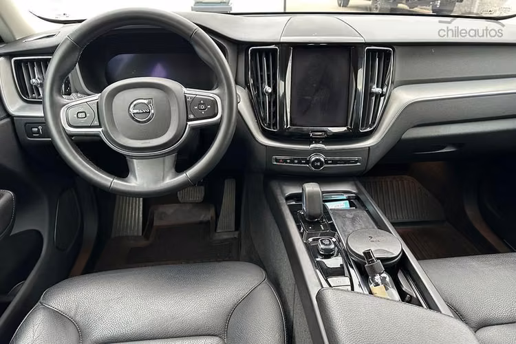 Xc60 2.0 B5 Momentum Auto 4WD - Imagen 6