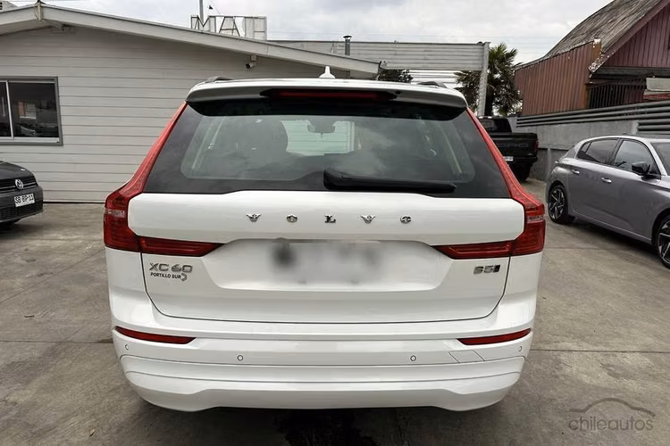 Xc60 2.0 B5 Momentum Auto 4WD - Imagen 5
