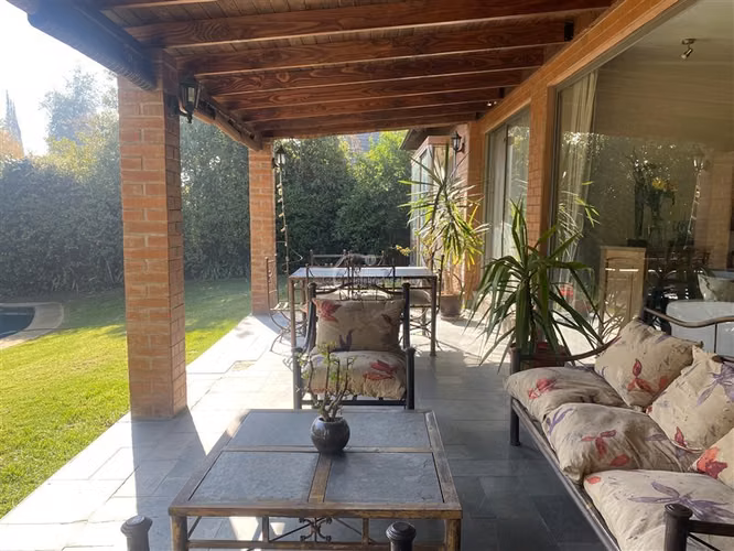 Casa en venta de 7 dorm. en Peñalolén