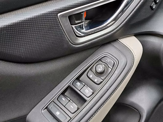 SUBARU FORESTER 2024
