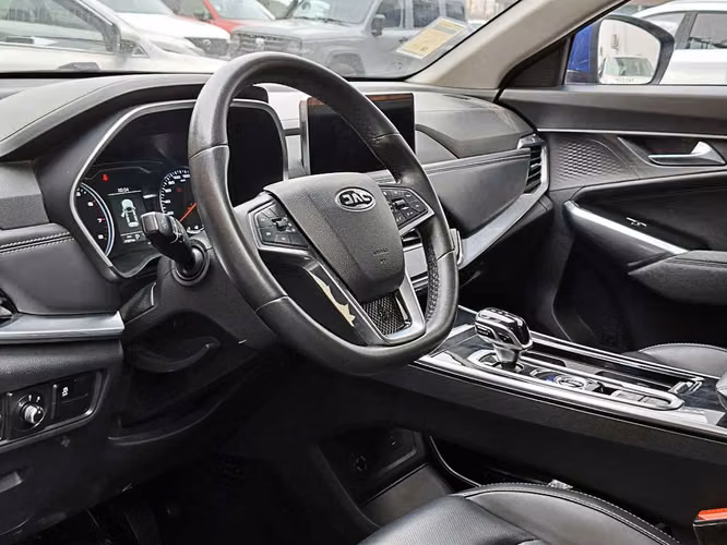 JAC JS8 2024