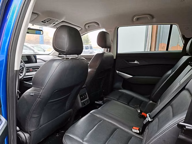 JAC JS8 2024