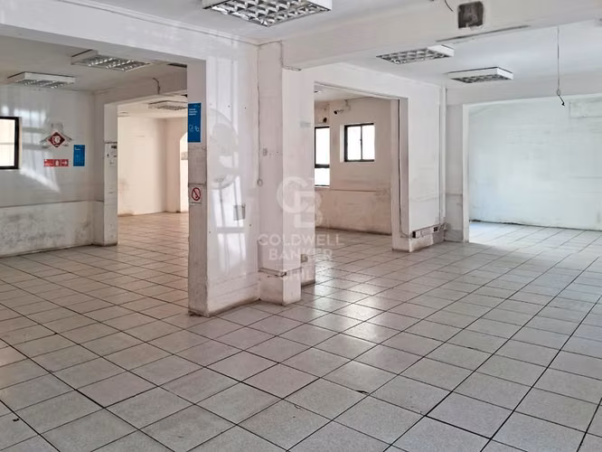 Arriendo Casa Comercial / Metro Escuela Militar