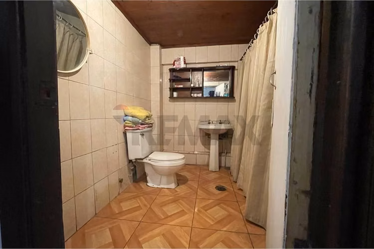 "cómoda casa renovada en pedro aguirre cerda"