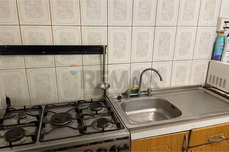 "cómoda casa renovada en pedro aguirre cerda"