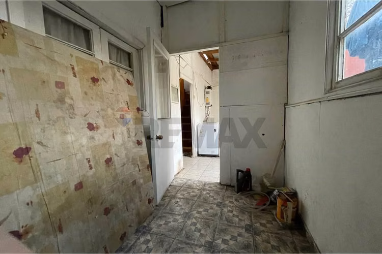 "cómoda casa renovada en pedro aguirre cerda"