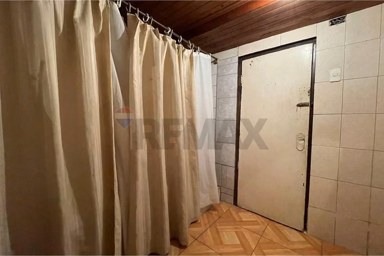"cómoda casa renovada en pedro aguirre cerda"