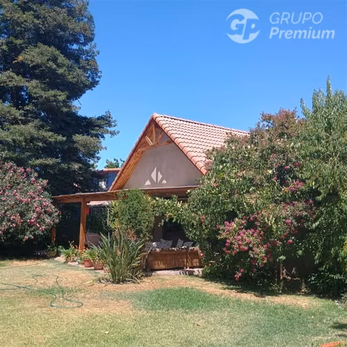 Casa en venta de 4 dorm Condominio Lo Herrera - San Bernardo