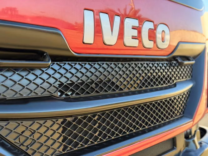2019 Camión Iveco Trakker Hi Land Tolva 20m3 – 112.000 kms