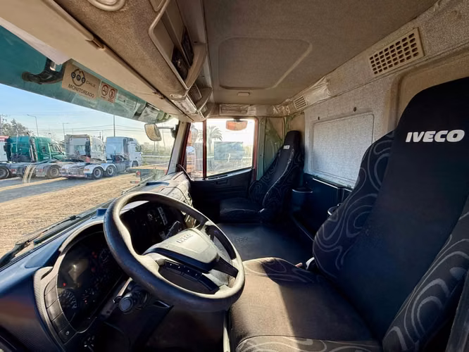 2019 Camión Iveco Trakker Hi Land Tolva 20m3 – 112.000 kms