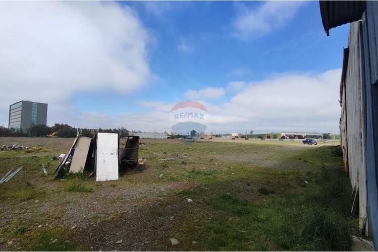 Venta de terreno urbano de 10.000m2 - Imagen 8