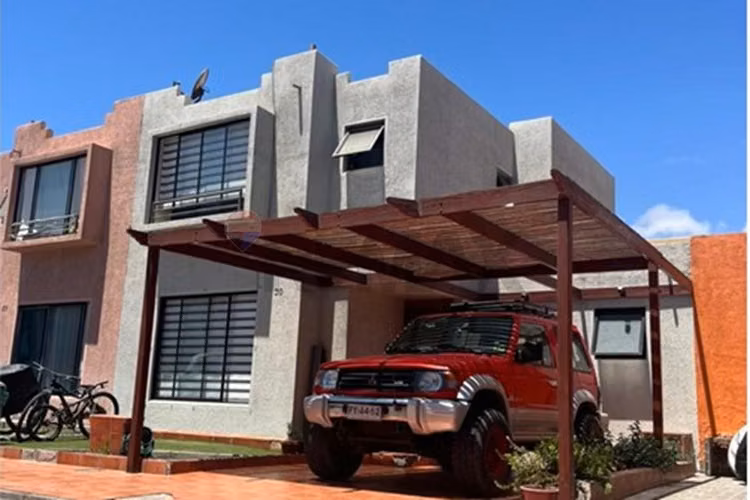 Encantadora casa en bordemar 2, antofagasta