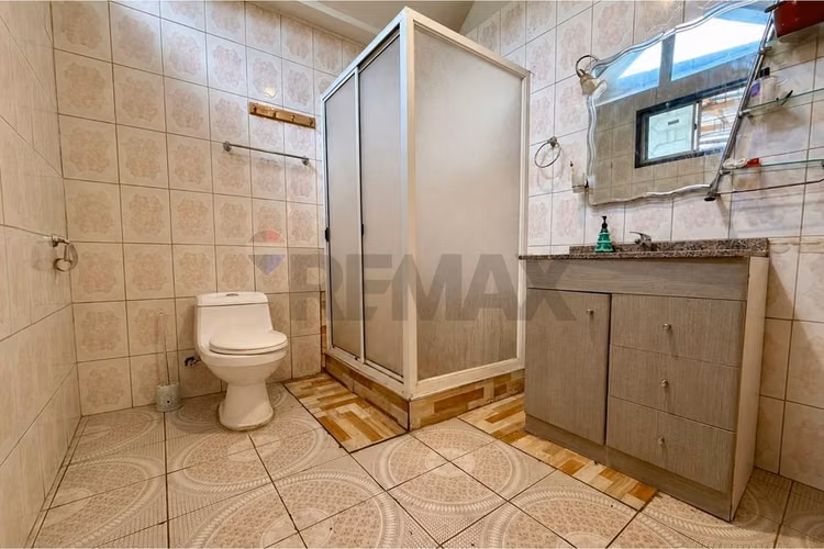 Propiedad con potencial comercial | 3d-2b - Imagen 3
