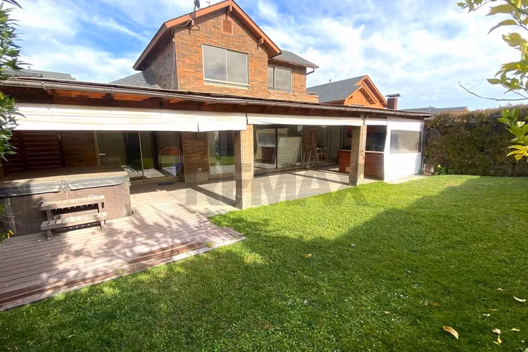 Casa faldeos las pircas lista para habitar