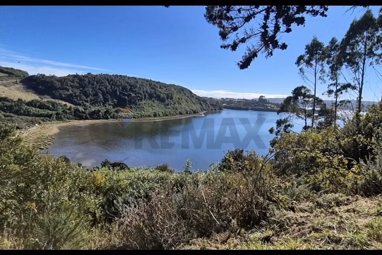 Lote 3,6 ha orilla de mar cohen, quinchao unico!
