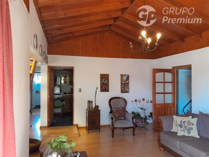 Casa en venta de 4 dorm. en Talca