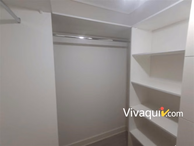 Casa en arriendo de 4 dorm. en Colina