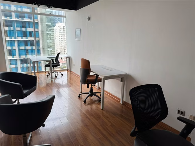 Oficina amoblada en mejor sector de negocios Las Condes - Imagen 8