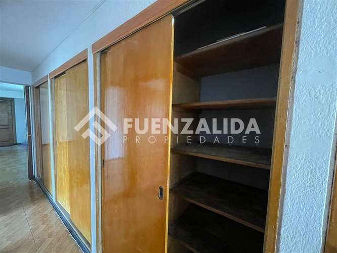 Dpto amplio en venta de 3 dorm. en Maipú