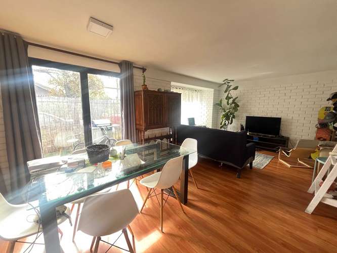 Excelente ubicación amplia casa 4D+3B patio (169153)