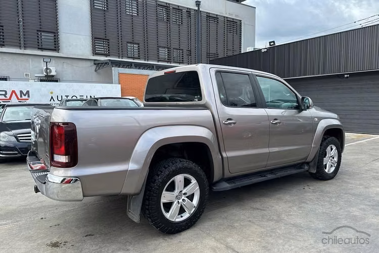 Volkswagen Amarok 2.0 TDI Highline Auto 4WD