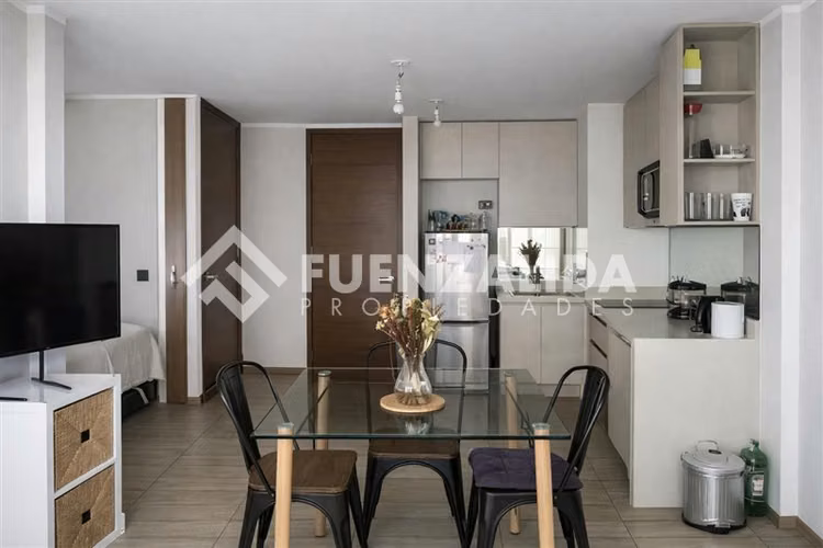 Departamento en venta de 1D YB frente al metro en Macul