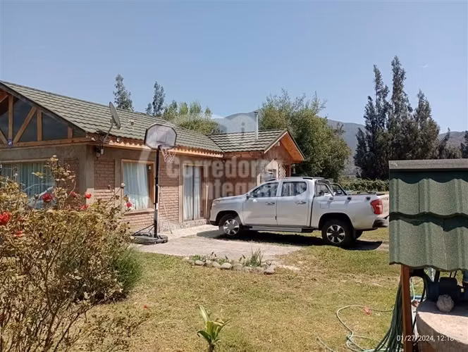 Casa en arriendo de 3 dorm. en El Monte