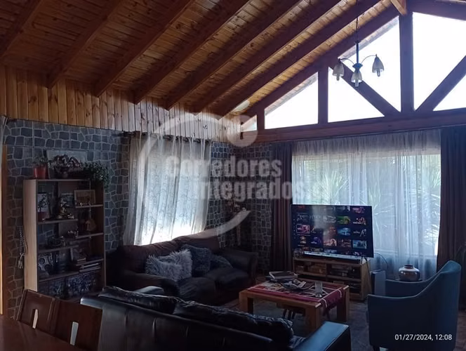 Casa en arriendo de 3 dorm. en El Monte