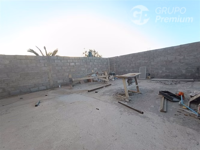 Inversión con Dos Casas y Local en Rinconada
