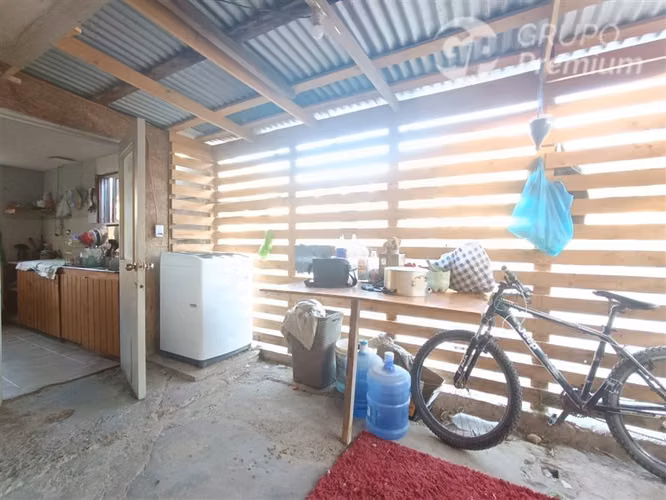 Inversión con Dos Casas y Local en Rinconada
