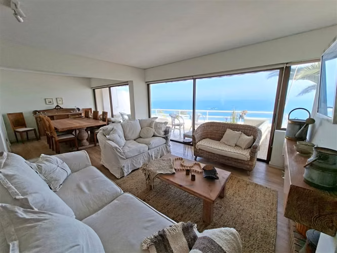 Venta Casa Reñaca,vista al mar 5 dorm. 4 baños 2 estac - Imagen 2