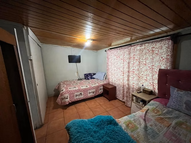 Venta Casa con Local Comercial 2D2B (Las Condes) - Imagen 4