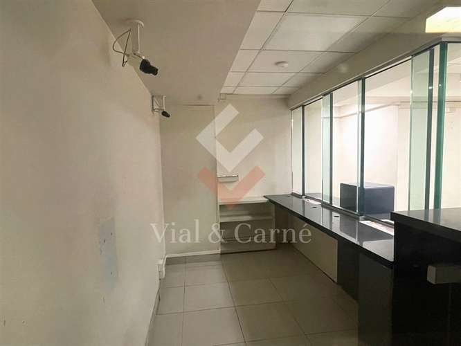 Local Comercial en arriendo en Santiago - Imagen 4