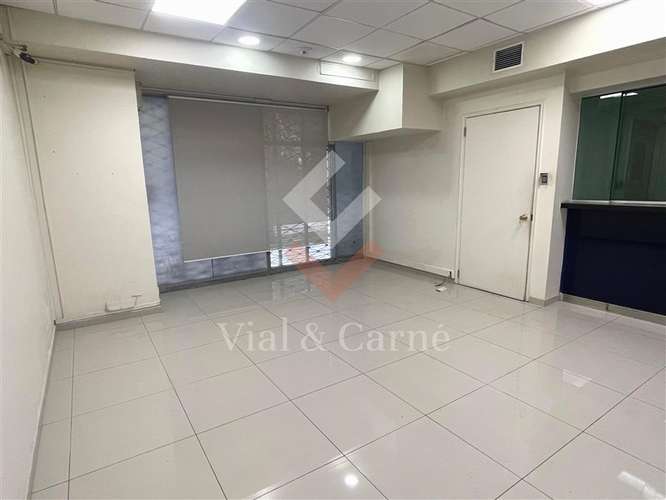 Local Comercial en arriendo en Santiago - Imagen 6